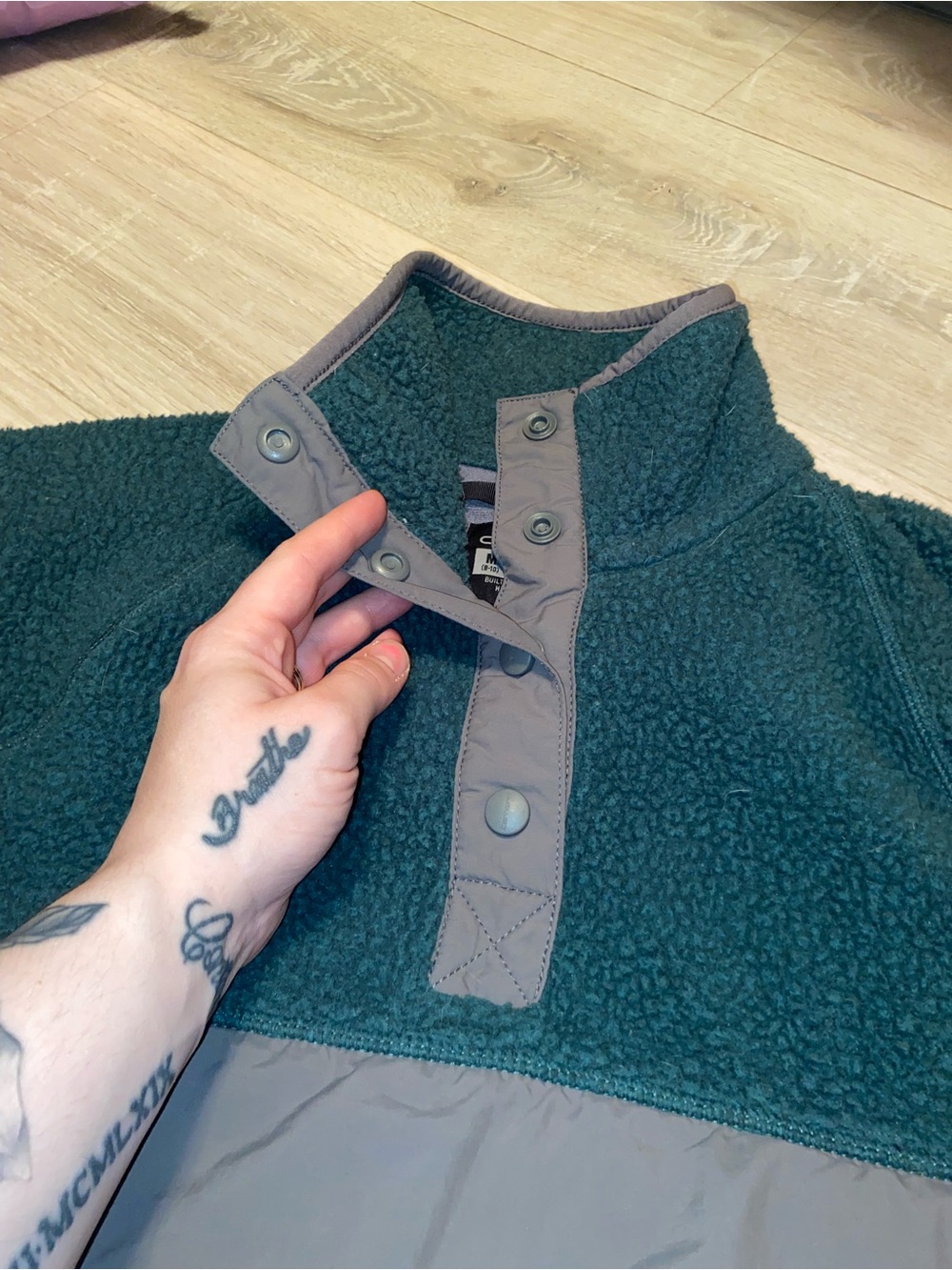 Carhartt Women’s Relaxed Fit Snap Pullover Sherpa Jacket M Green/Gray Pockets - Picture 3 of 5